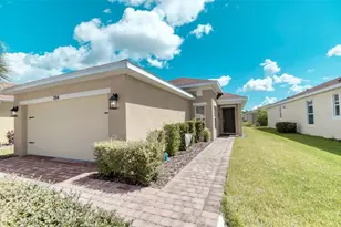284 Vestrella Dr, Poinciana, FL 34759 - Photo 2