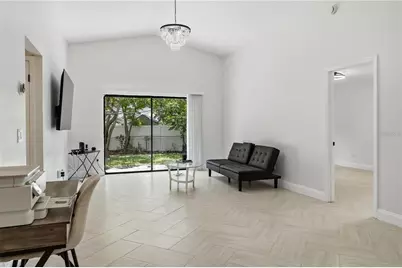 182 Pinewood Circle, Kissimmee, FL 34743 - Photo 4