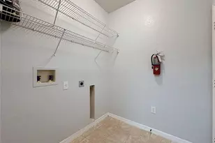 1015 Hemingway Cir, Haines City, FL 33844 - Photo 26