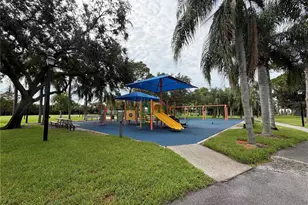 14037 Fairway Island Dr, Orlando, FL 32837 - Photo 34