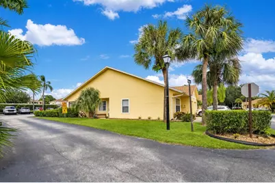 3200 Queen Palms Court, Kissimmee, FL 34747 - Photo 6