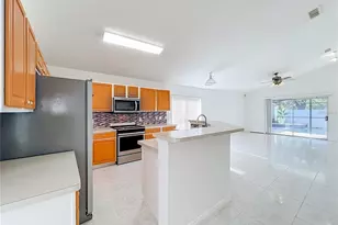11781 Hatcher Cir, Orlando, FL 32824 - Photo 10
