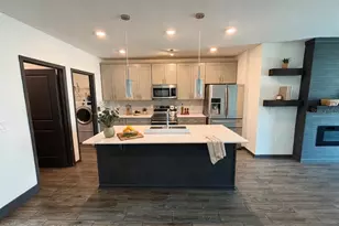 502 Jett Ln, Davenport, FL 33837 - Photo 8