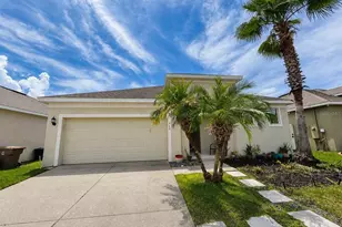 750 Star Magnolia Dr, Kissimmee, FL 34744 - Photo 2
