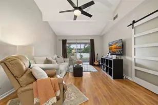 2025 Sylvester Rd, Lakeland, FL 33803 - Photo 6