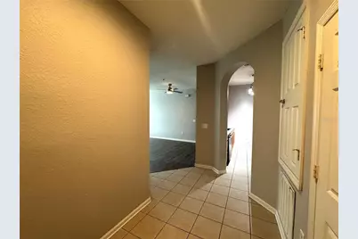 8660 Buccilli Drive #305, Orlando, FL 32829 - Photo 6