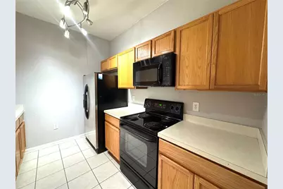 8660 Buccilli Drive #305, Orlando, FL 32829 - Photo 6