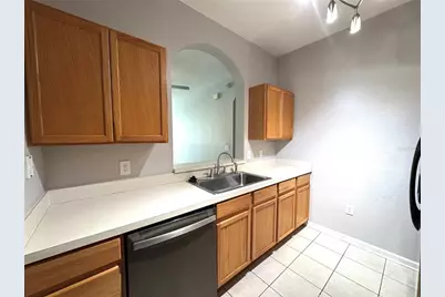 8660 Buccilli Drive #305, Orlando, FL 32829 - Photo 10