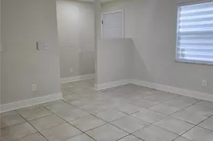 3064 St Paul Dr, Winter Haven, FL 33880 - Photo 2
