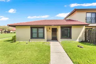 545 Hunter Cir, Kissimmee, FL 34758 - Photo 1