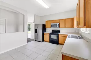 735 Palaiseau Ct, Kissimmee, FL 34759 - Photo 8