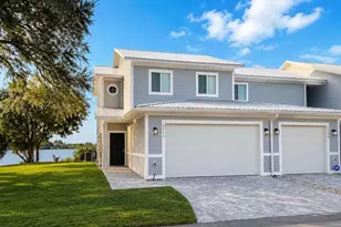 2541 Pine Pl, Winter Haven, FL 33881 - Photo 2