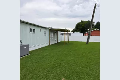2010 Oak Street, Saint Cloud, FL 34769 - Photo 2
