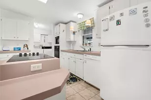 222 Sue Ave, Davenport, FL 33897 - Photo 14