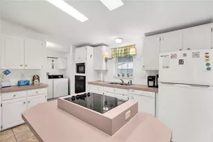 222 Sue Ave, Davenport, FL 33897 - Photo 2