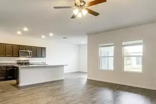 5752 Monroe Spgs Wy, Lakeland, FL 33811 - Photo 2
