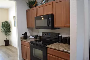 2828 Blackwater Creek Dr, Lakeland, FL 33810 - Photo 4