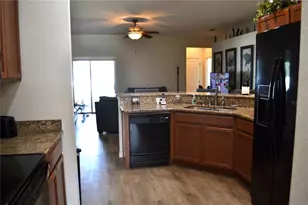 2828 Blackwater Creek Dr, Lakeland, FL 33810 - Photo 8