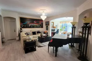 3731 Eagle Isle Cir, Kissimmee, FL 34746 - Photo 8
