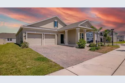 2637 Peace Of Mind Avenue, Kissimmee, FL 34744 - Photo 2