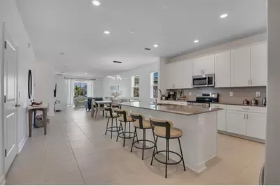 2637 Peace Of Mind Avenue, Kissimmee, FL 34744 - Photo 12