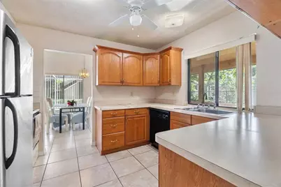 712 E Flag Way, Kissimmee, FL 34759 - Photo 12
