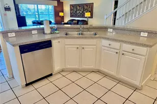 2666 Willow Glen Cir, Kissimmee, FL 34744 - Photo 2
