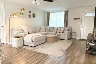 4321 Peacock Rd, Spring Hill, FL 34608 - Photo 2