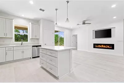 9505 Luna Drive, Saint Cloud, FL 34773 - Photo 10