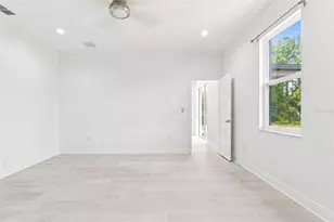9505 Luna Dr, Saint Cloud, FL 34773 - Photo 14