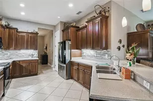 861 Bella Viana Rd, Kissimmee, FL 34759 - Photo 12