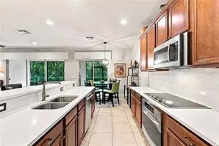 1411 Lisbon Ct, Davenport, FL 33896 - Photo 14