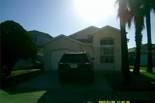 2612 Walden Ct, Kissimmee, FL 34743 - Photo 2