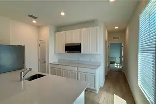 5515 Guava Ct, Kissimmee, FL 34758 - Photo 2