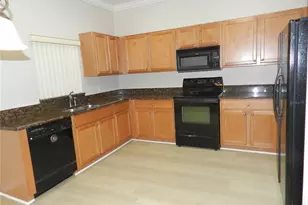 542 Portofino Dr, Poinciana, FL 34759 - Photo 12