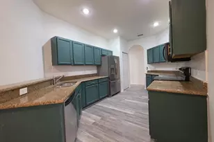 2711 Patrician Cir, Kissimmee, FL 34746 - Photo 4