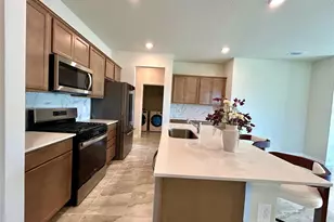 10621 Bissell St, Orlando, FL 32836 - Photo 4