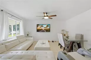 524 Pigeon Cir, Orlando, FL 32825 - Photo 2