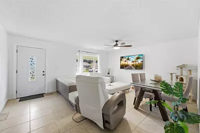 524 Pigeon Cir, Orlando, FL 32825 - Photo 4