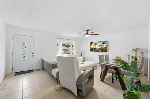 524 Pigeon Cir, Orlando, FL 32825 - Photo 4