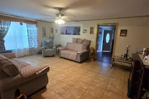515 N 3rd St, Lake Wales, FL 33853 - Photo 10