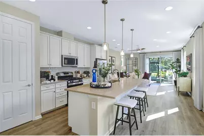 5316 Spring Maiden Circle, Apollo Beach, FL 33572 - Photo 4