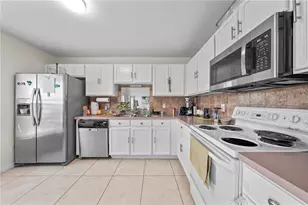 2344 Topaz Trail, Kissimmee, FL 34743 - Photo 4