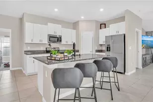 1841 Crinkle Leaf Ct, Ruskin, FL 33570 - Photo 10