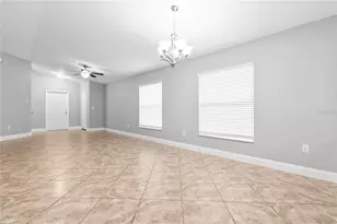 15407 Lost Creek Ln, Ruskin, FL 33573 - Photo 10
