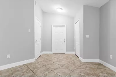 15407 Lost Creek Lane, Ruskin, FL 33573 - Photo 8