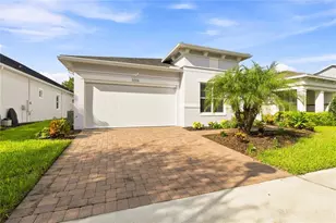 5006 E Fountainwood Dr, Saint Cloud, FL 34772 - Photo 4