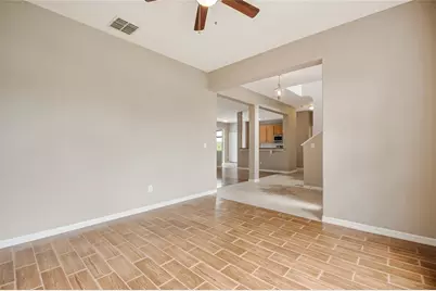 2321 The Oaks Boulevard, Kissimmee, FL 34746 - Photo 8