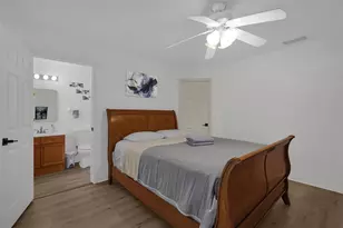 470 Paradise Woods Ct, Davenport, FL 33896 - Photo 16