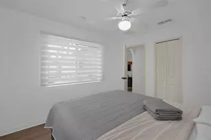 470 Paradise Woods Ct, Davenport, FL 33896 - Photo 14